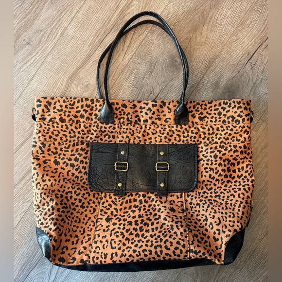 Rebekah Scott Jenny Leopard Tote – Limited Edition Retired Print